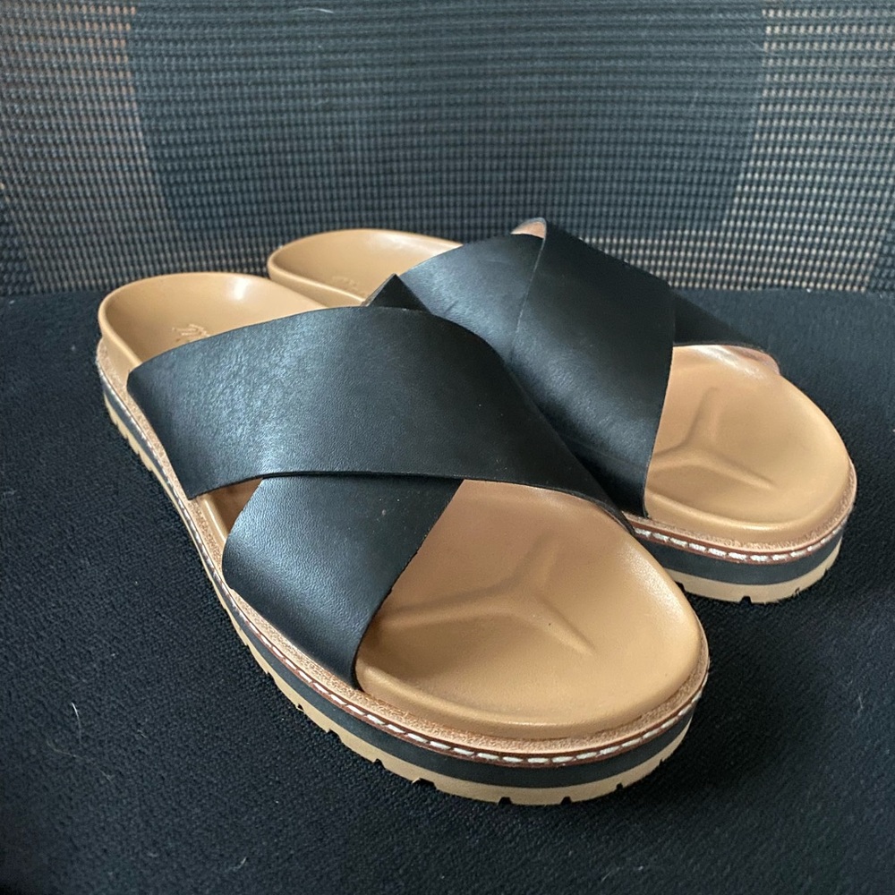 Madewell Dayna Lugsole Slide Sandal in Leather